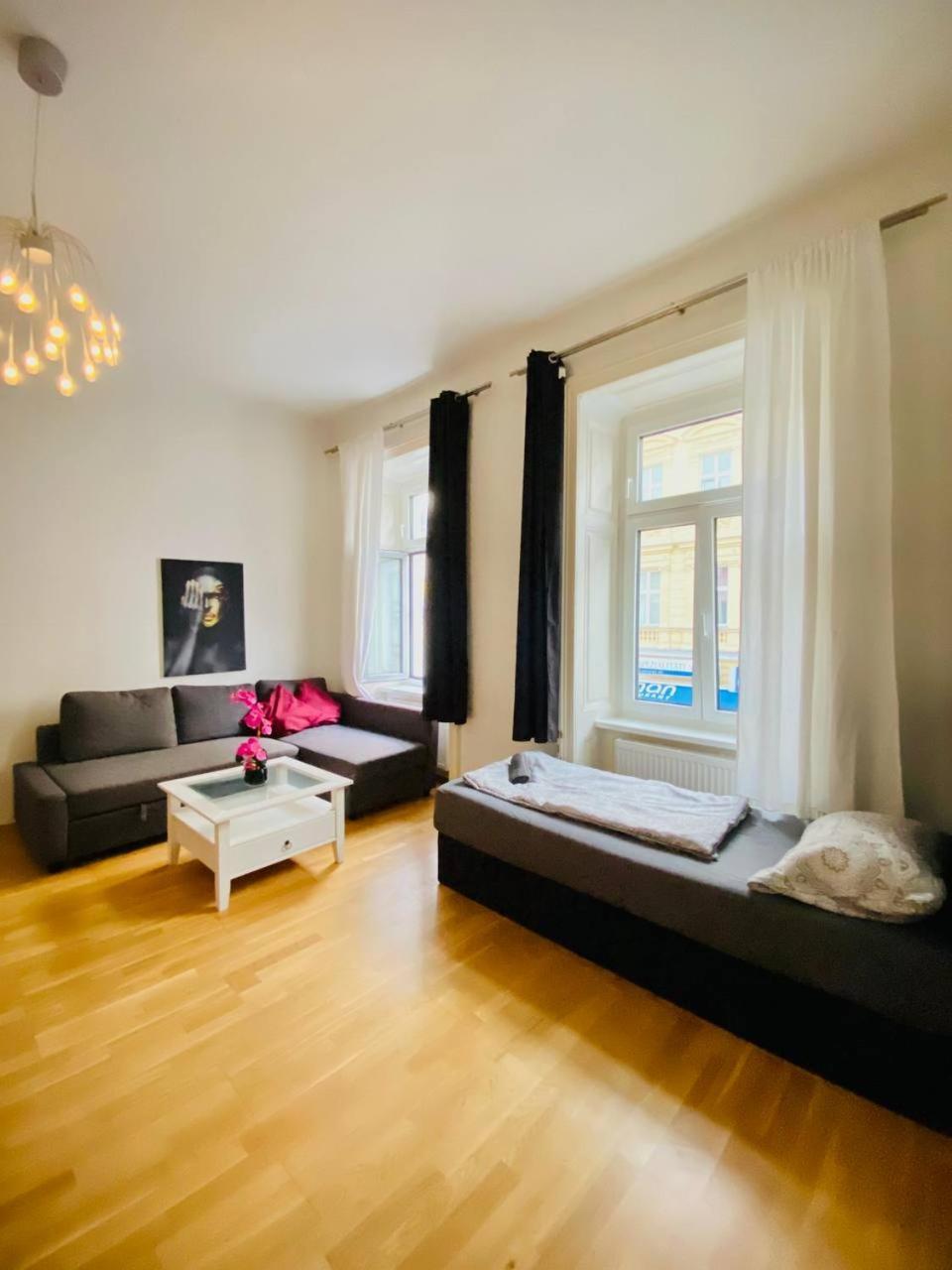 Family Apartment Th8 8 Vienna Exterior photo